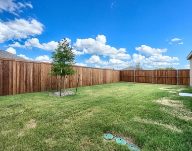 1313 Vattier Street - Photo Thumbnail 23