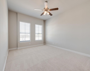 5232 Colleyville Boulevard - Photo Thumbnail 7