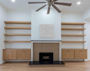 6080 Thursby Avenue - Photo Thumbnail 3