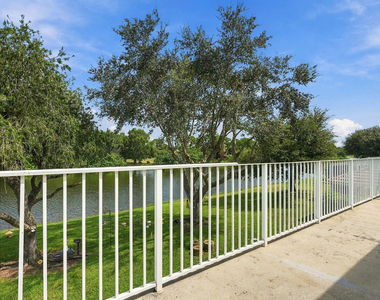 1720 Corsica Drive - Photo Thumbnail 36