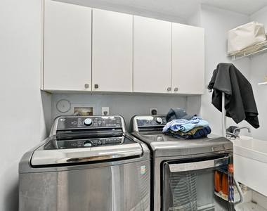 1720 Corsica Drive - Photo Thumbnail 45