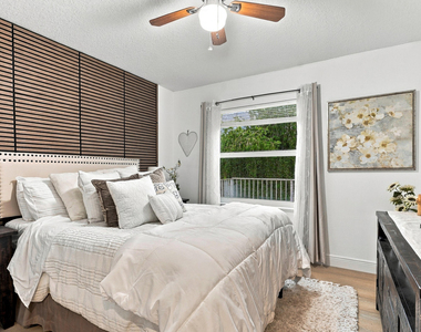 1720 Corsica Drive - Photo Thumbnail 22