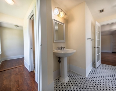 5336 Junius Street - Photo Thumbnail 4