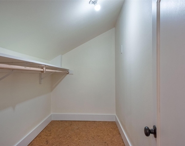 5336 Junius Street - Photo Thumbnail 28
