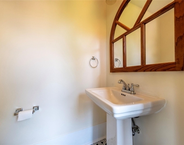 5336 Junius Street - Photo Thumbnail 19