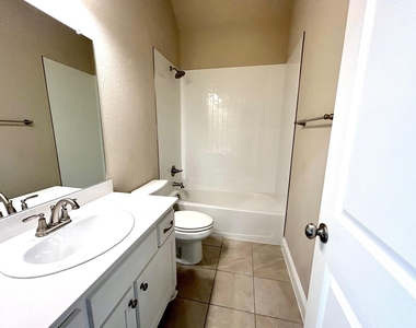 1400 Via Toscana Lane - Photo Thumbnail 24