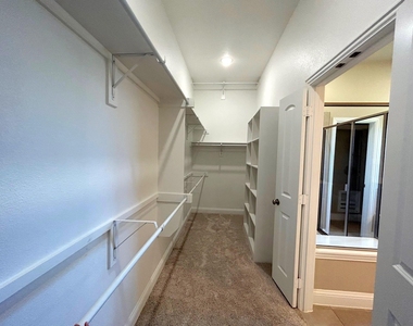 1400 Via Toscana Lane - Photo Thumbnail 22