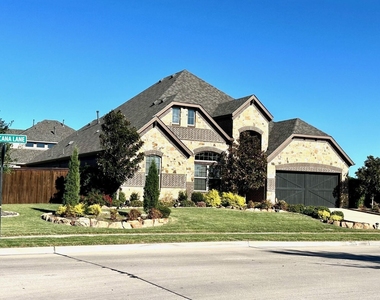 1400 Via Toscana Lane - Photo Thumbnail 2