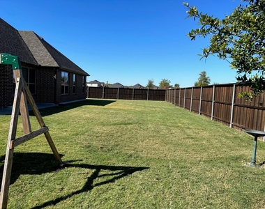 1400 Via Toscana Lane - Photo Thumbnail 34
