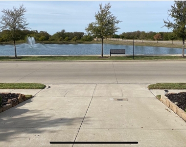 1400 Via Toscana Lane - Photo Thumbnail 3