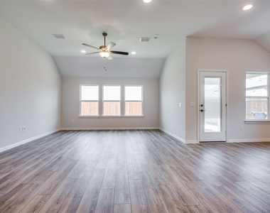 3108 Moldboard Drive - Photo Thumbnail 10