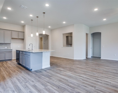 3108 Moldboard Drive - Photo Thumbnail 11