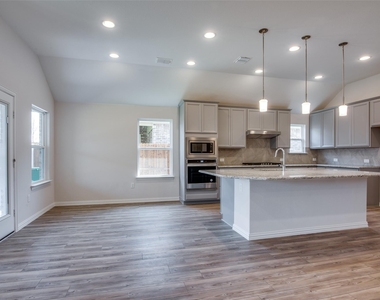 3108 Moldboard Drive - Photo Thumbnail 4
