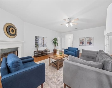 10120 Salem Way - Photo Thumbnail 4