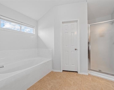 10120 Salem Way - Photo Thumbnail 14