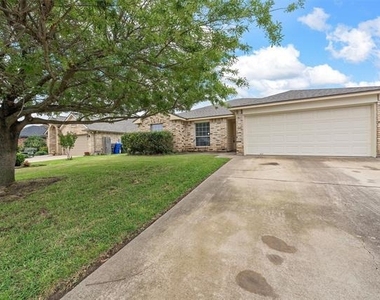 10120 Salem Way - Photo Thumbnail 1