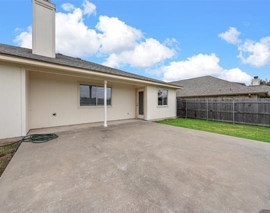 10120 Salem Way - Photo Thumbnail 16