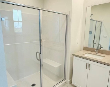 4016 E Lily Paseo #121 - Photo Thumbnail 6