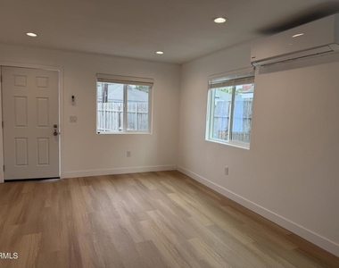 1521 N H Street - Photo Thumbnail 7