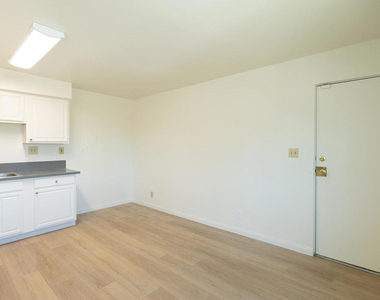 3901 Saviers Road - Photo Thumbnail 3