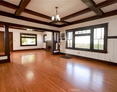 924 N Stoneman - Photo Thumbnail 2