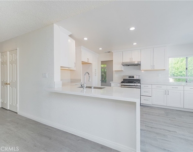 6452 Via Del Rancho - Photo Thumbnail 31