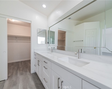 6452 Via Del Rancho - Photo Thumbnail 15