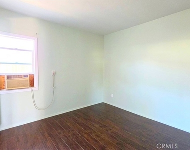 124 N 12th Avenue - Photo Thumbnail 16