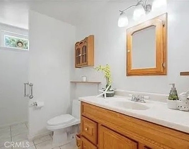 4411 Boston Way - Photo Thumbnail 12