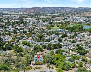 12833 Castle Court Drive - Photo Thumbnail 43