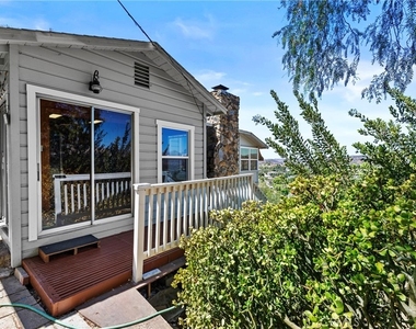 12833 Castle Court Drive - Photo Thumbnail 34