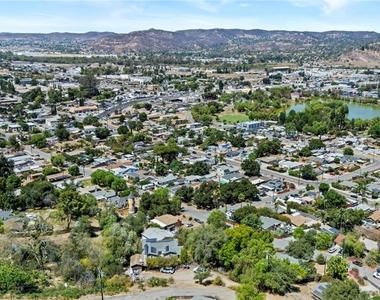 12833 Castle Court Drive - Photo Thumbnail 44