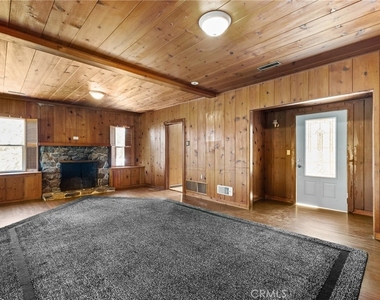 12833 Castle Court Drive - Photo Thumbnail 9