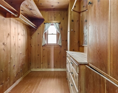 12833 Castle Court Drive - Photo Thumbnail 17