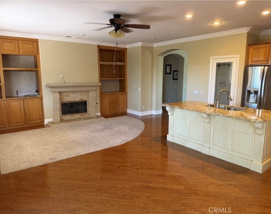 31581 Lakeridge Court - Photo Thumbnail 30