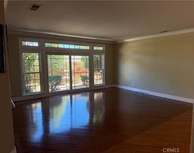 31581 Lakeridge Court - Photo Thumbnail 11