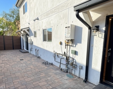 10936 Nettleton Street - Photo Thumbnail 9