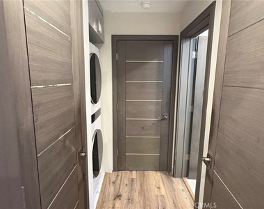 10936 Nettleton Street - Photo Thumbnail 12
