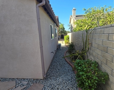 18546 Elkwood Street - Photo Thumbnail 17