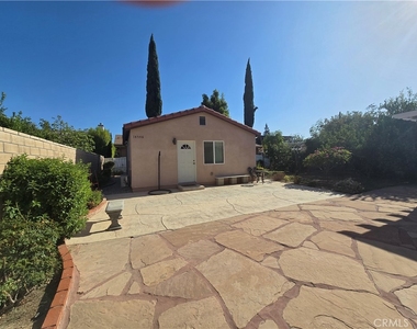 18546 Elkwood Street - Photo Thumbnail 1