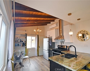 117 Kenneth Street - Photo Thumbnail 2