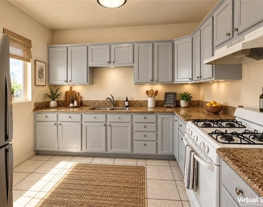 1335 N Alexandria Avenue - Photo Thumbnail 2