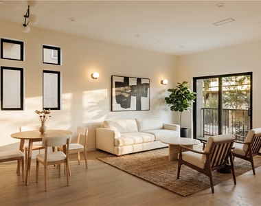 1249 Seward Street - Photo Thumbnail 9