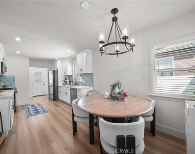 6013 Gregory - Photo Thumbnail 11