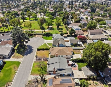 6013 Gregory - Photo Thumbnail 39