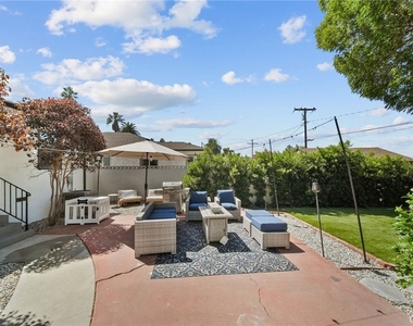 6013 Gregory - Photo Thumbnail 30