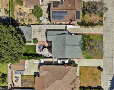 6013 Gregory - Photo Thumbnail 37