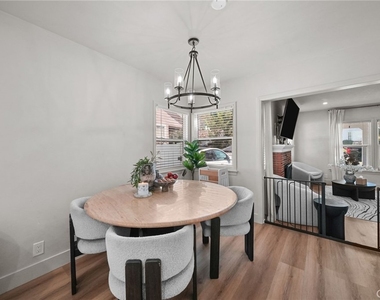 6013 Gregory - Photo Thumbnail 12