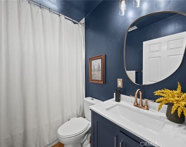 6013 Gregory - Photo Thumbnail 19