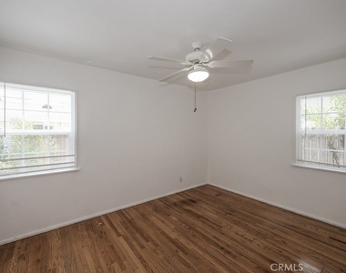 6229 Agnes Avenue - Photo Thumbnail 23
